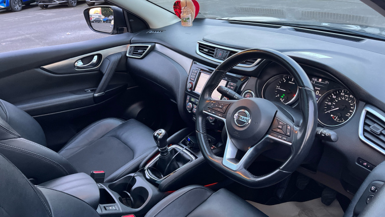 Nissan Qashqai 1.5 dCi Tekna 5dr Diesel Hatchback